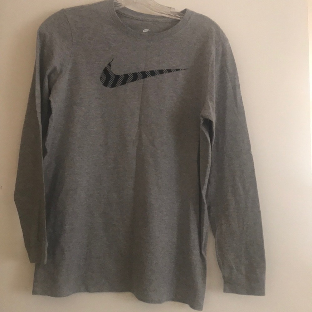 Nike T-shirt